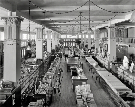 Photo showing: New Spring Ginghams -- Detroit circa 1912. Elliott, Taylor & Woolfenden, first floor.