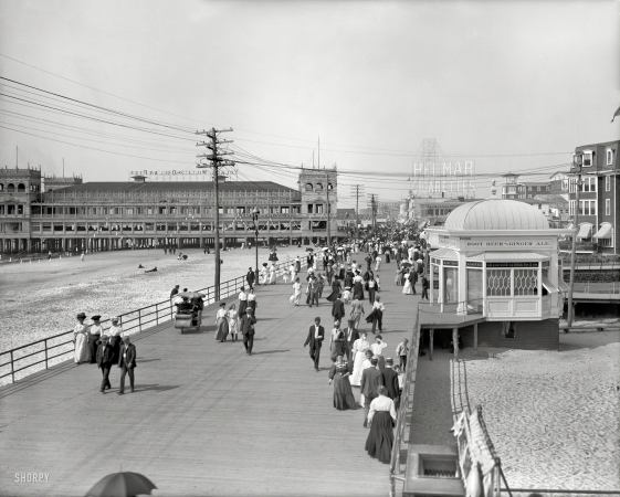 Photo showing: All You Can Drink 5 Cts -- The Jersey Shore circa 1908. On the Boardwalk, Atlantic City.