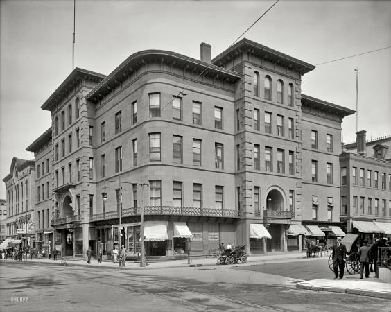 Photo showing: Allyn House -- Circa 1908. Allyn House, Hartford, Conn.