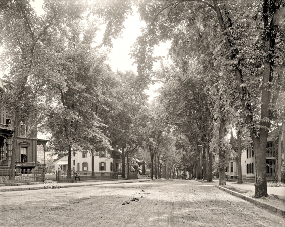 Photo showing: Golden Era -- Circa 1907. North Adams, Massachusetts -- Church Street.