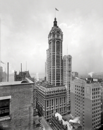 Photo showing: New York Giant -- New York circa 1908. The Singer Building. Shortly after its completion.