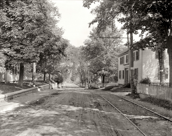 Photo showing: Kittery, Maine: 1910 -- Government Street.