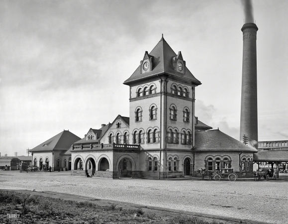 Photo showing: Manchester Depot -- Circa 1910. R.R. station at Manchester, New Hampshire.