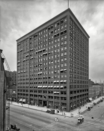 Photo showing: Outside the Box -- Cleveland circa 1912. Rockefeller Building, Superior Avenue.