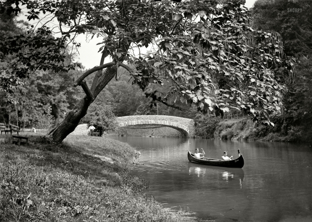 Photo showing: On the Wissahickon -- Philadelphia circa 1906. Hermit Lane Bridge on the Wissahickon River.
