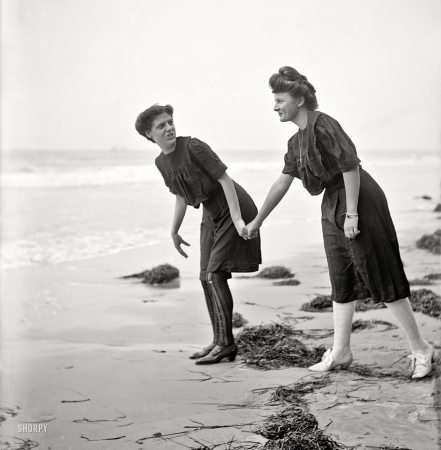 Photo showing: On the Jersey Shore -- Atlantic City circa 1905. Teasing is the original DPC title.