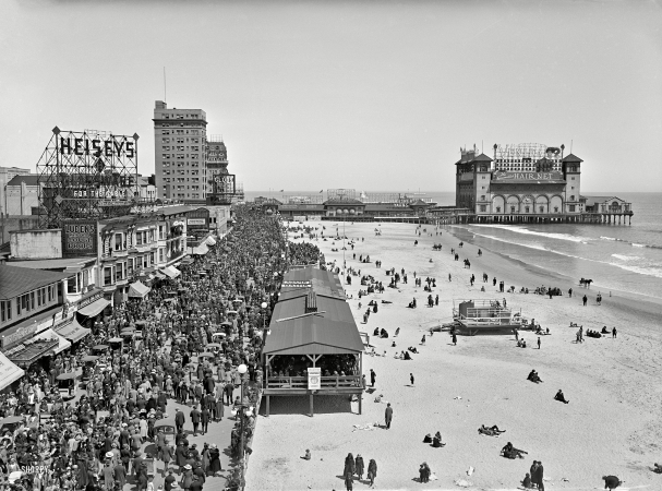 Photo showing: Jersey Shore -- Atlantic City Boardwalk and New Garden Pier circa 1920.