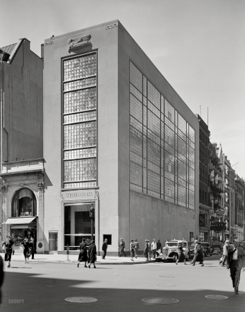 Photo showing: Steuben Glass -- Sept. 8, 1937. Steuben Glass, 718 Fifth Avenue, New York.