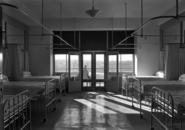 Photo showing: Triboro TB -- December 23, 1940. Triboro Hospital for Tuberculosis, Parsons Boulevard, Jamaica, Queens.