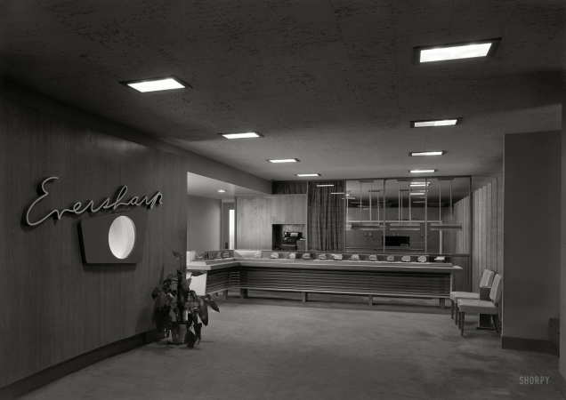 Photo showing: Eversharp Inc. -- March 3, 1946. Foyer, Eversharp Inc., Empire State Building, New York. Raymond Loewy Associates, client.