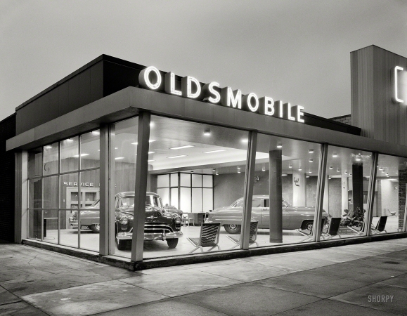 Photo showing: Futuramic 1950 Oldsmobile -- Feb. 15, 1950. New York. Crystal Motors, business at 5901 Bay Parkway, Brooklyn.