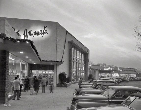 Photo showing: Toyland and Tots -- December 1, 1951. Shopping center, Great Neck, Long Island, New York. Wanamaker's.