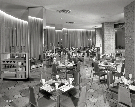 Photo showing: Americana Coffee Shop -- Oct. 31, 1962. Americana Hotel, 52nd Street and Seventh Avenue, New York City.
Coffee shop II. Loew's Hotels. Morris Lapidus, Harle & Liebman architects.