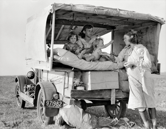 Photo showing: Tough Enough -- August 1936. Family between Dallas and Austin. Photo by Dorothea Lange.