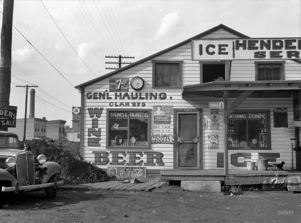 Photo showing: Rosslyn Icehouse -- September 1937. Icehouse. Rosslyn, Virginia.