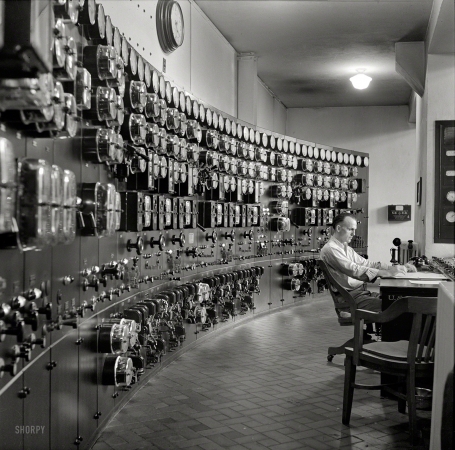 Photo showing: Flow Master -- September 1940. Control room, waterworks. Conduit Road, Washington, D.C.