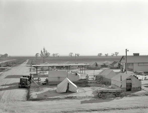 Photo showing: Kern County Camp -- November 1936. View of Kern County migrant camp. California.