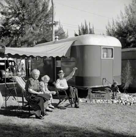 Photo showing: Sarasota Snowbirds -- January 1941. Guests at Sarasota, Florida, trailer park.
