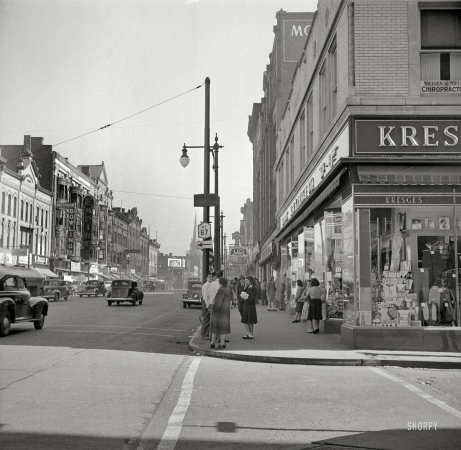 Photo showing: Amsterdam, New York -- October 1941. Street in Amsterdam, New York.