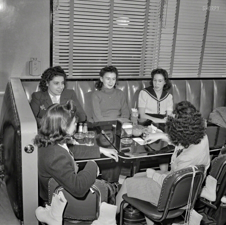 Photo showing: Hot Shoppes Hotties -- December 1941. Washington, D.C. Girls in Hot Shoppes restaurant.