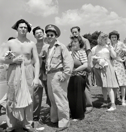 Photo showing: Waiting Pool -- July 1942. Washington, D.C. On Sunday people wait as long as one hour to get into the municipal swimming pool.