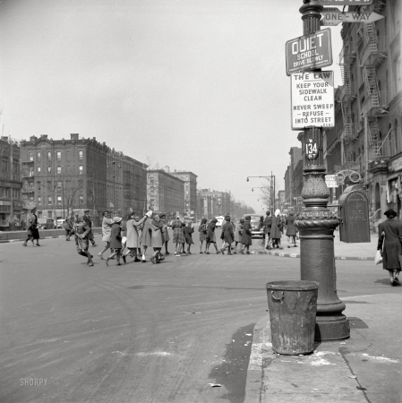 Photo showing: Harlem Street Scene -- New York, May-June 1943. Schoolchildren in Harlem.