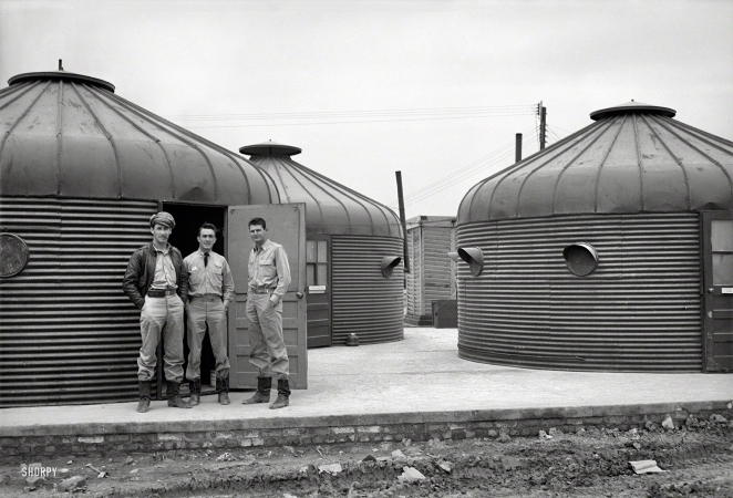Photo showing: Dymaxion Deployment Units -- Circa 1943 somewhere in North Africa, officers' quarters
based on Buckminster Fuller's Dymaxion House.