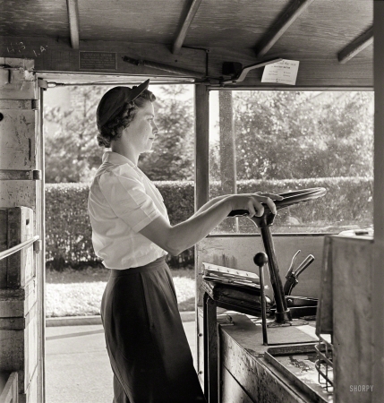 Photo showing: Dairy Motor Maid -- June 1943. Bryn Mawr, Pennsylvania. Mrs. Helen Joyce, one of the
many women now working for the Supplee-Wills-Jones Milk Company.