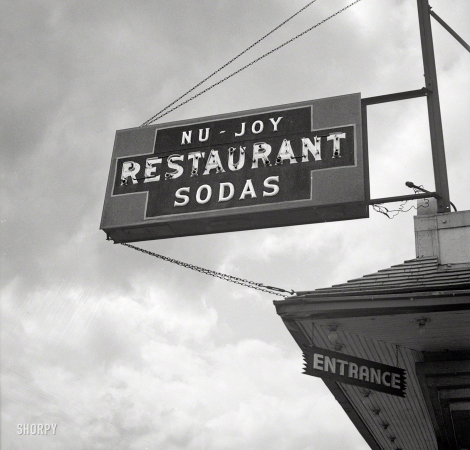 Photo showing: Happy Meals -- September 1943. Restaurant sign on the bus route through Indiana to Chicago.