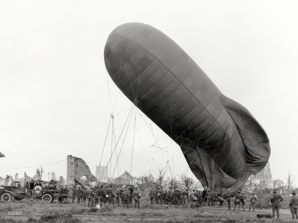 Photo showing: Going Up in Ypres -- October 27, 1917. Western Front (Belgium), Ypres Area -- an observation balloon about to ascend.