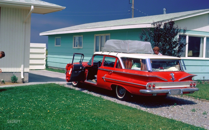 Photo showing: Vacation Wagon -- 35mm Kodachrome transparency from a found box of vacation slides.